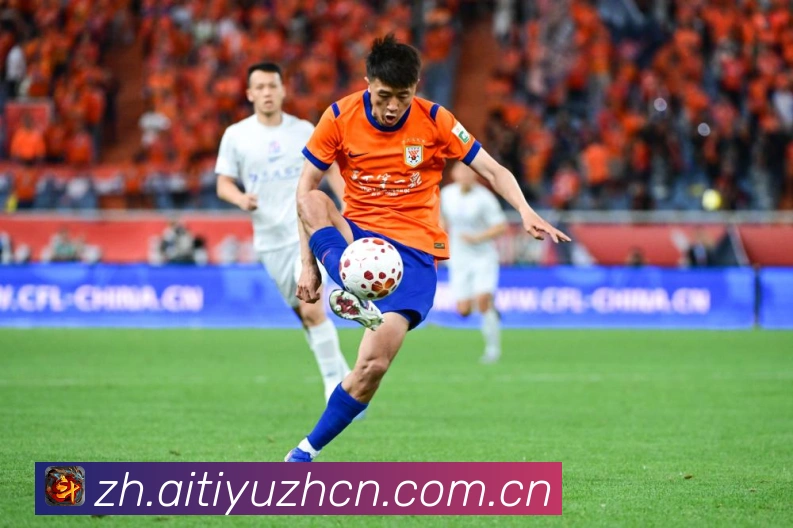 广州主帅回应徐昕获美职篮五队试训机会力挺其冲击更高舞台前景赛场复盘:最新赛事动态与深度分析 广州主帅回应徐昕获美职篮五队试训机会力挺其冲击更高舞台前景赛场复盘:最新赛事动态与深度分析